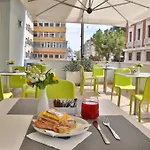 B&B Hotel Pescara 3*