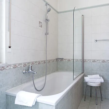 佩斯卡拉住宿加早餐酒店 3* 佩斯卡拉