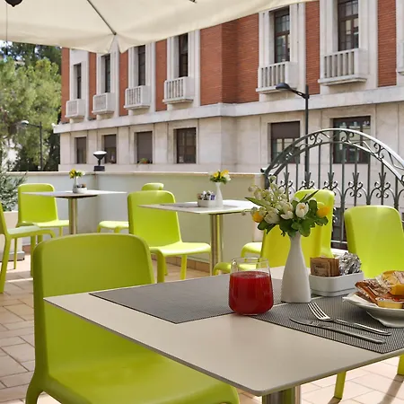 佩斯卡拉住宿加早餐酒店 酒店 3*