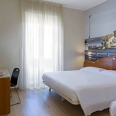 Hotel B&B Hotel Pescara 3*
