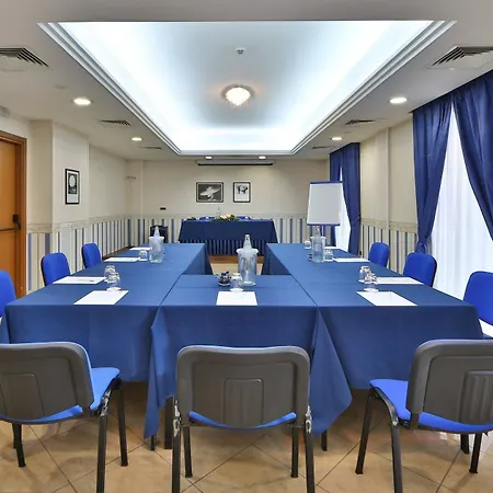 B&B Hotel Pescara Hotell 3*