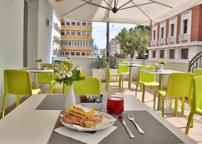 B&B Hotel Pescara 3*